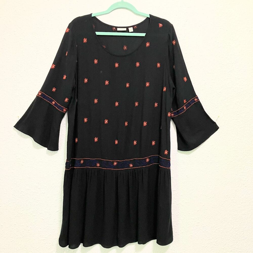 Hinge Black Floral Embroidered Tent Dress Bell Sleeve Drop Waist Sz M Boho Folk